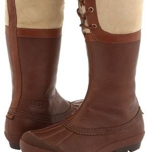 UGG Australia Belcloud Bomber Boots size 7